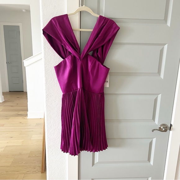 NWT Amur Tilly Pleated Satin Off Shoulder Dress Anthropologie BHLDN - Picture 8 of 12